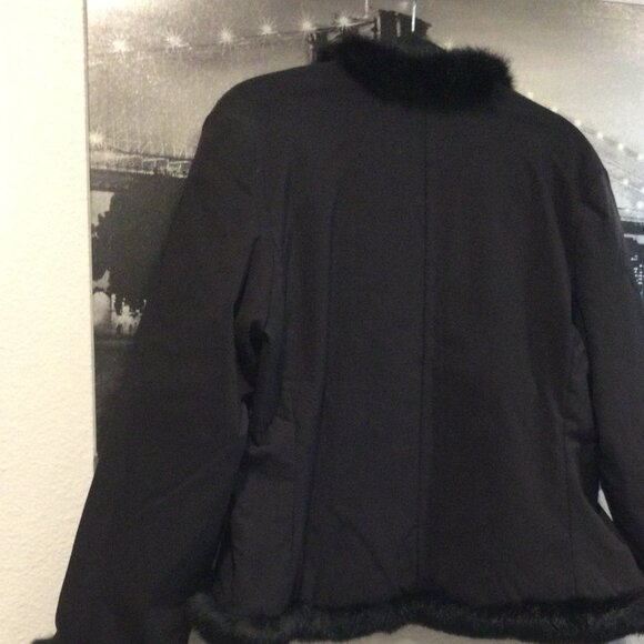 SPANNER Fur Jacket - Picture 6 of 9